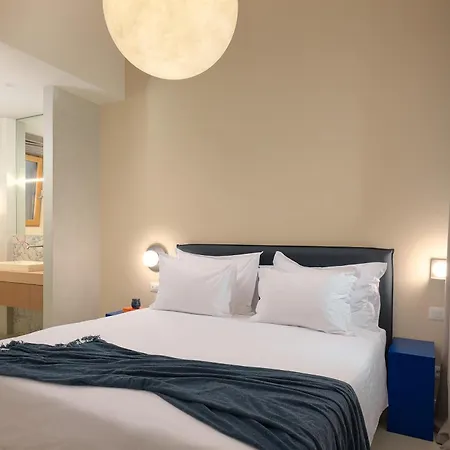 Heritage 4* سبليت