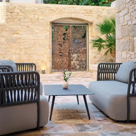 Heritage فندق