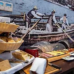 Heritage Готель 4*