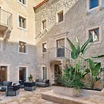 Ξενοδοχείο Heritage
